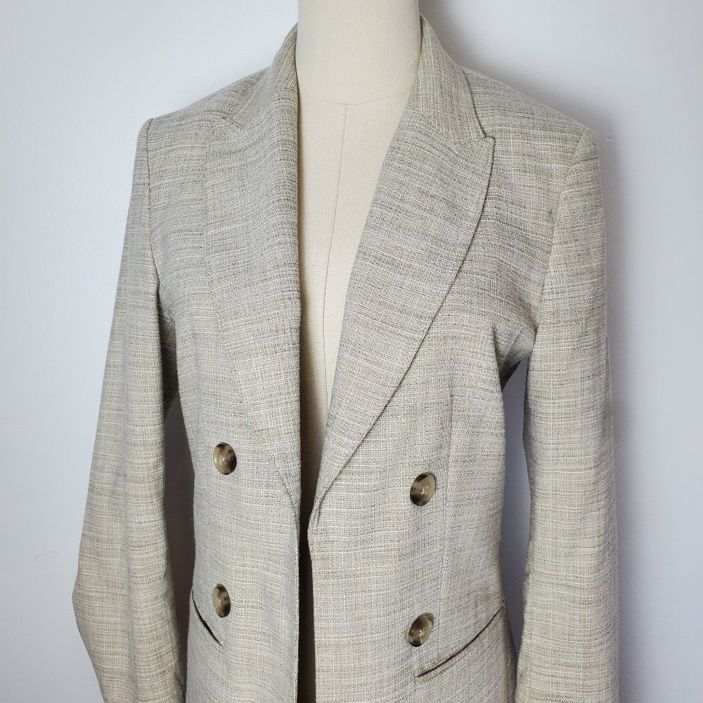 RW&CO Faux Double-Breasted Taupe Blazer - Picture 9 of 9